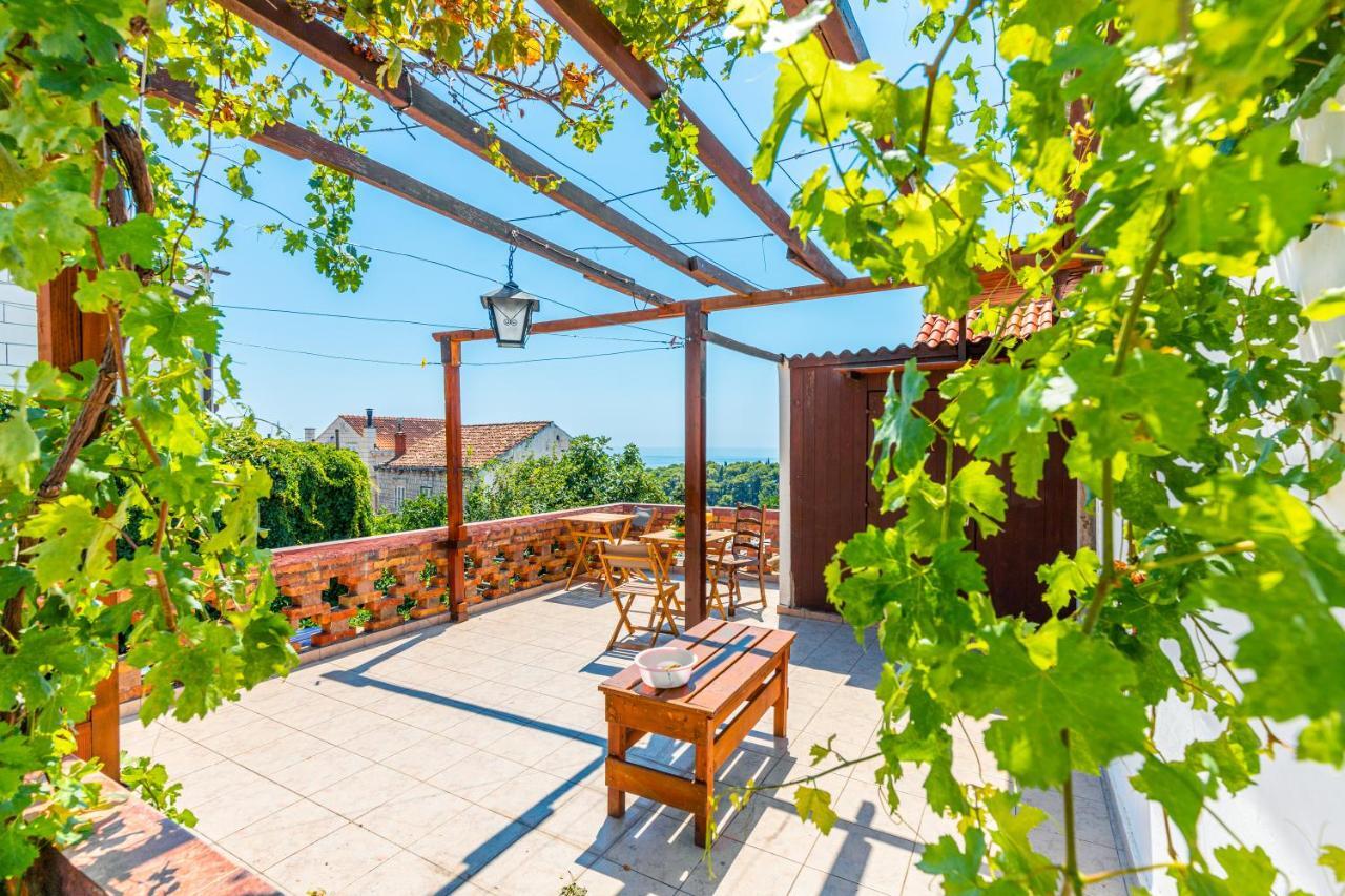 Guesthouse Isabel La Catolica Dubrovnik Exterior foto